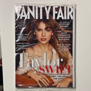 NEW Vanity Fair Magazine April 2013 - TAYLOR SWIFT The Growing of a Superstar
